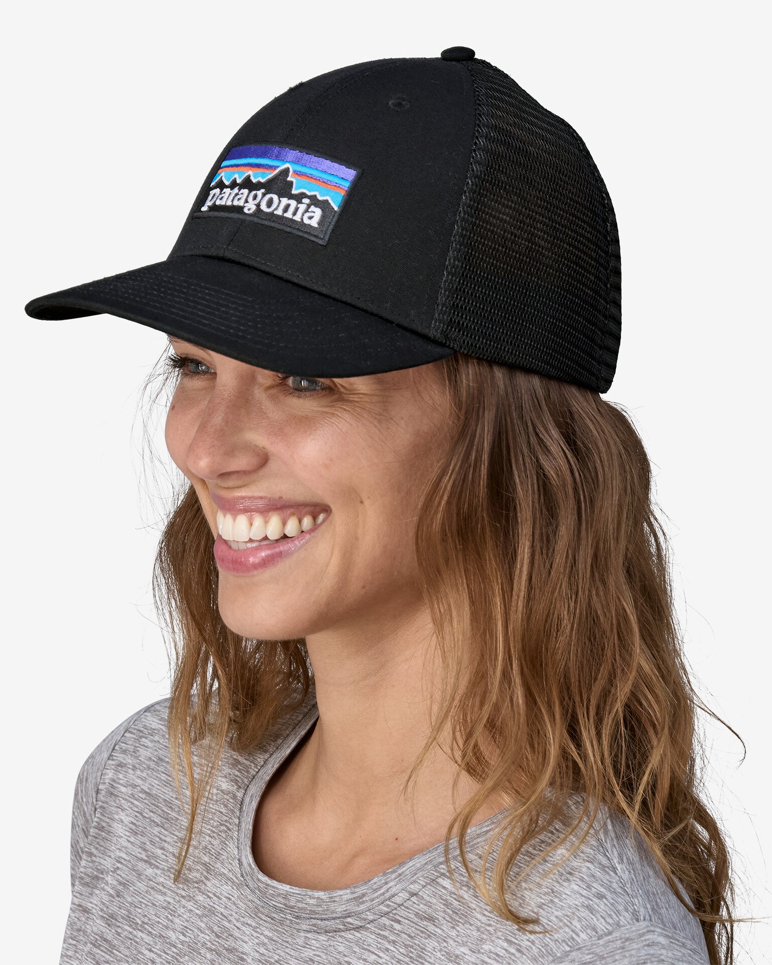 Gorra P-6 Logo LoPro Trucker Hat - Negro (BLK)