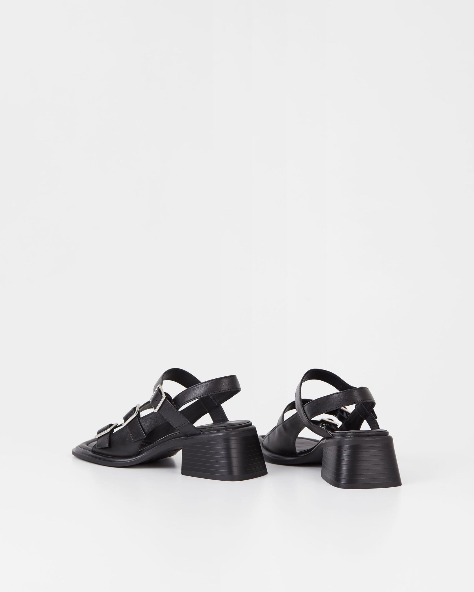 Ines (5711-001-20) Sandals - Negro